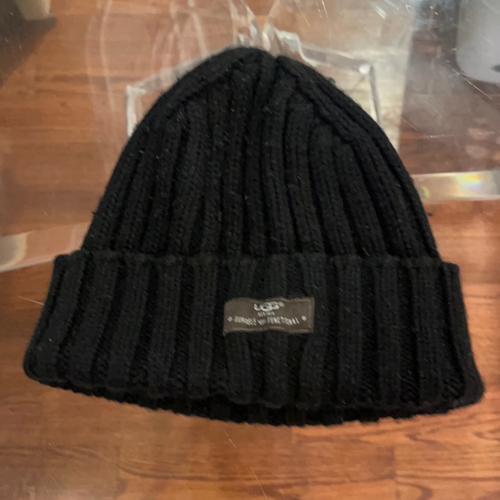 Ugg Black Wool Beanie Hat